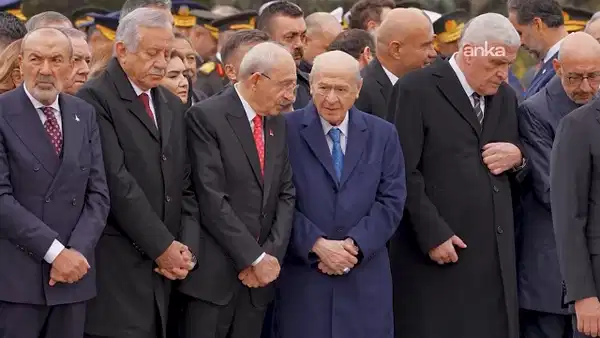 Anıtkabir’de 29 Ekim töreni: Kılıçdaroğlu ve Bahçeli uzun süre sohbet etti