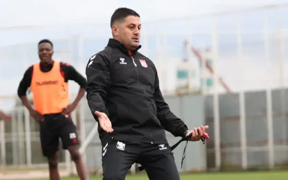 Sivasspor’un yeni teknik direktörü belli oldu!